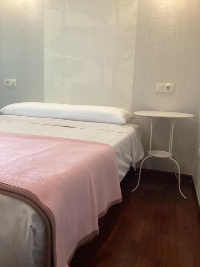 Saudade Hostal Cafeteria โอโกรูญา ภายนอก รูปภาพ